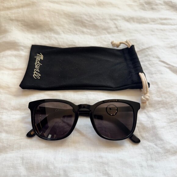 Madewell Women's Sunglasses - Picture 1 of 2